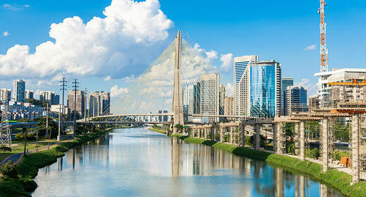 Pont Octavio Frias de Oliveira (Pont Estaiada) à Sao Paulo, Brésil, Amérique latine