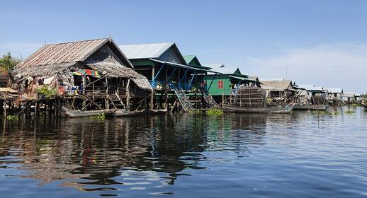 Village flottant sur le Tonle Sap