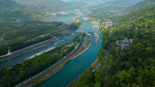 © Shutterstock - LING KUOK LOUNG Système d’irrigation de Dujiangyan en Chine