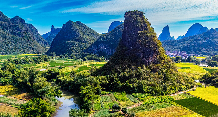 Pics karstiques près de Yangshuo en Chine