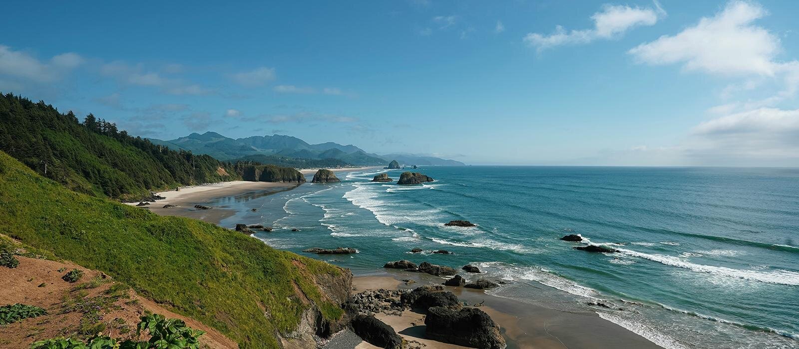 © MJ Tangonan / Unsplash Cannon Beach