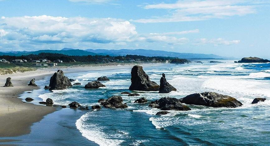 © Peter Robbins / Unsplash Bandon Beach