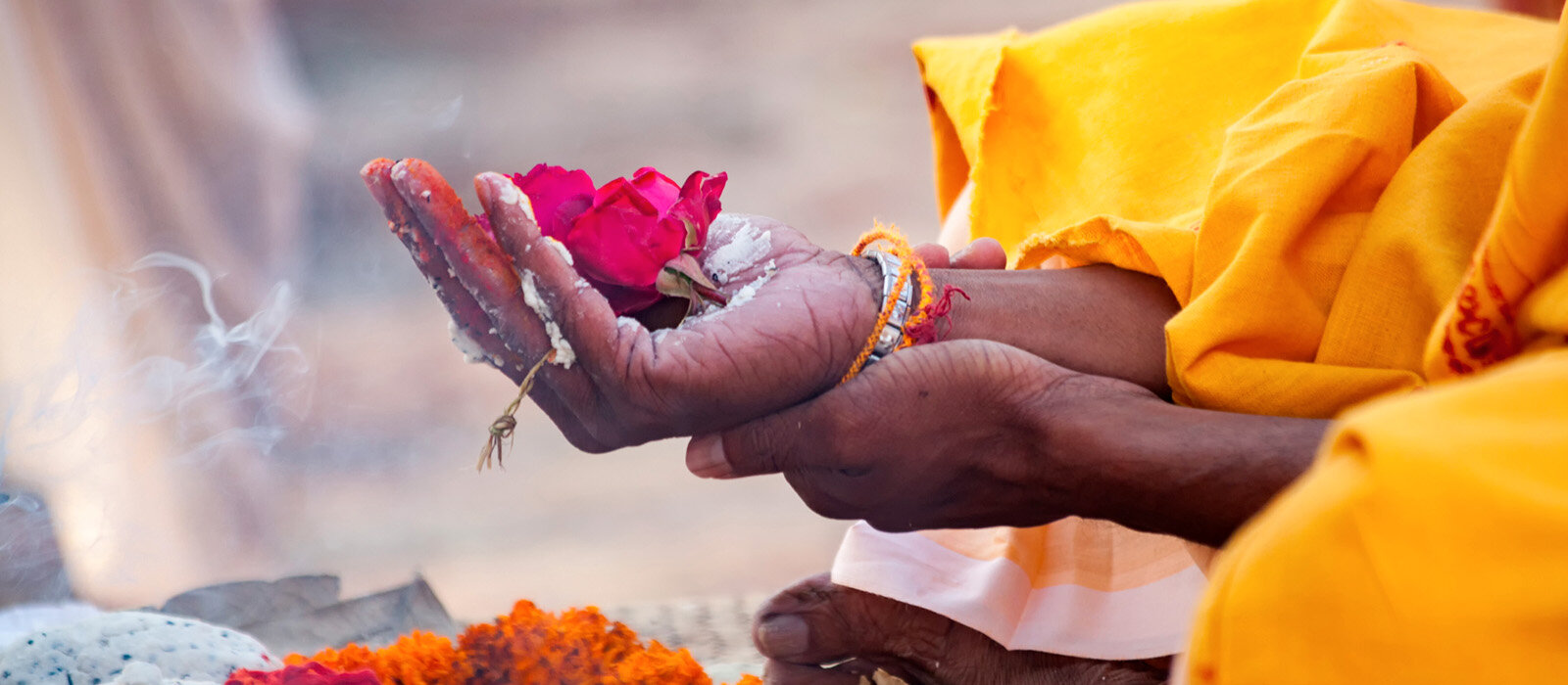 Culte rivière Gange en Inde