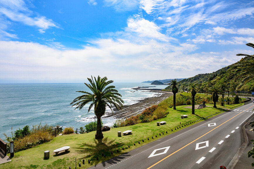 La côte de Nichinan à Miyazaki, au Japon