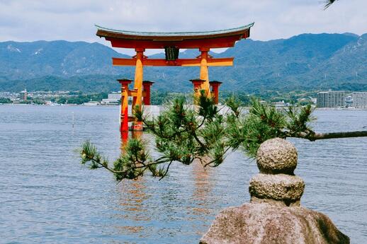 Torii flottant du sanctuaire de Itsukushima