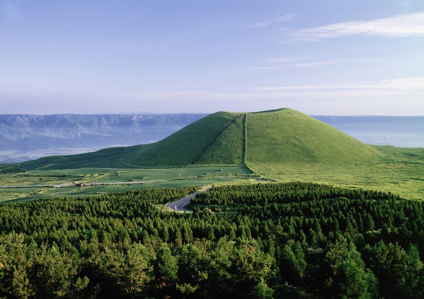 Cratère Komezuka dans la caldeira du Mont Aso