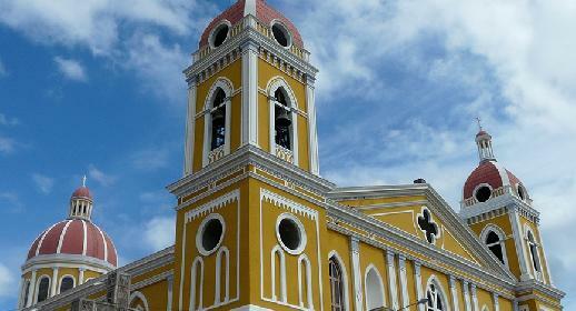 La ville coloniale de Granada avec ses nombreuses églises baroques