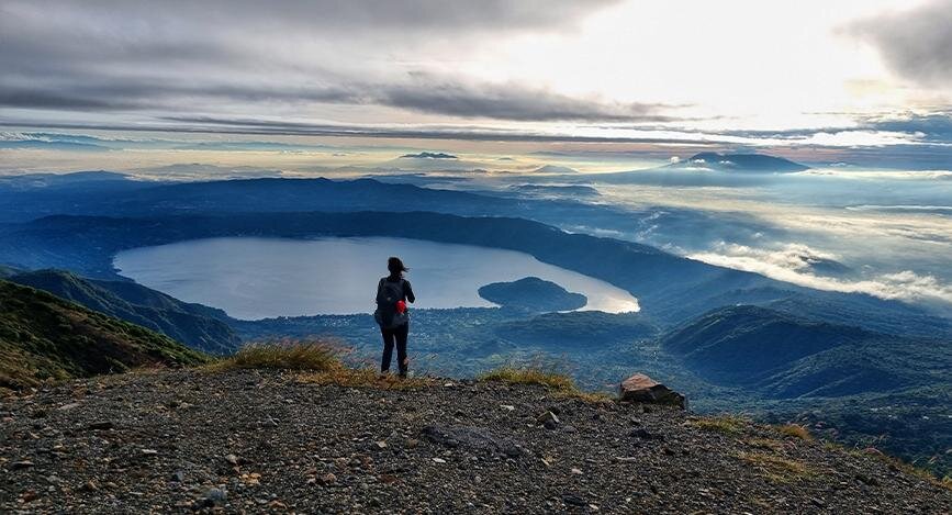 Lago de Coatepeque depuis le volcan Ilamatepec, El Salvador.