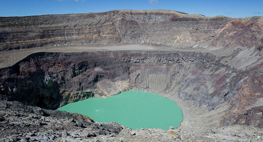 El lagon verde, volcan Santa Ana, El Salvador.