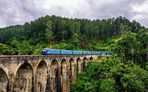 © Unsplash - Hendrik Cornelissen Train pour Ella au Sri Lanka