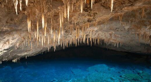 Visiter Grotte Lago Azul
